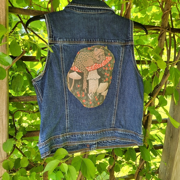 Upcycled Denim Vest - Picture 4 of 9